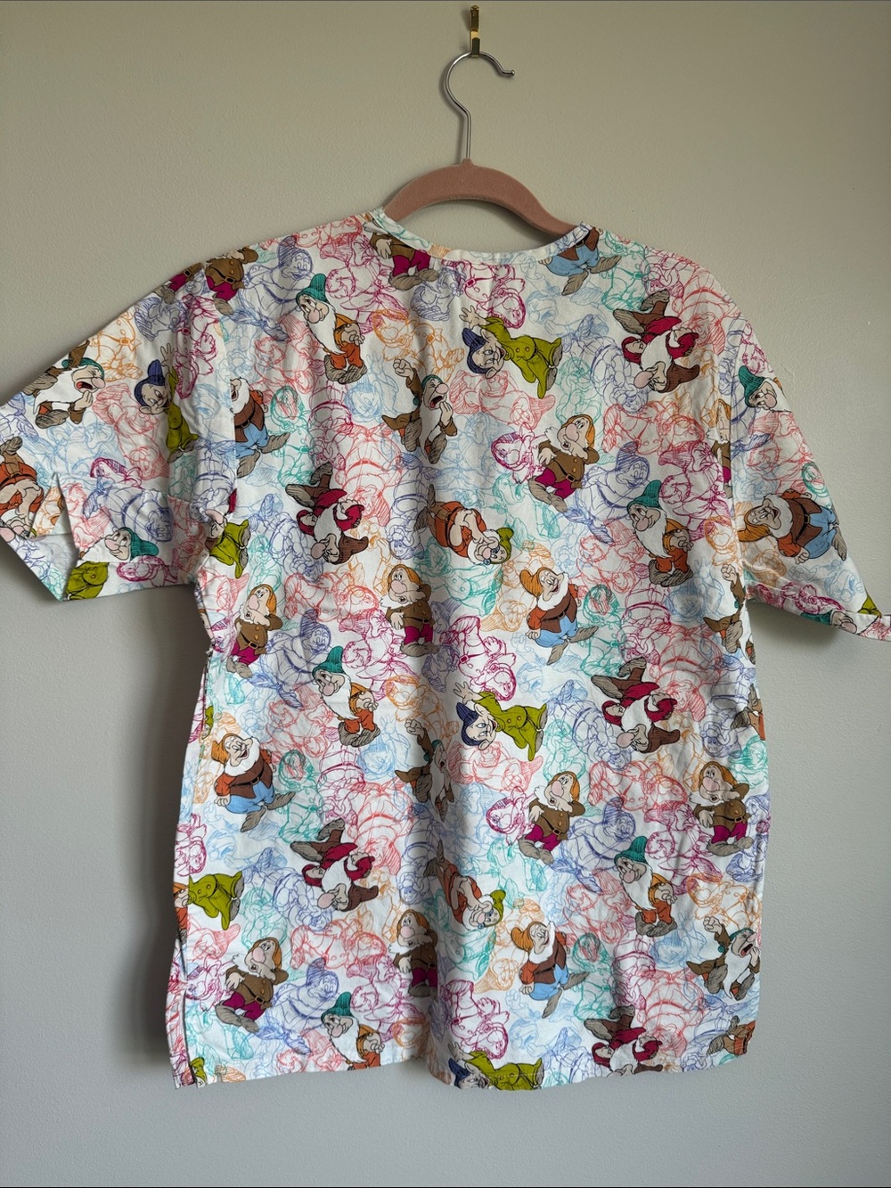 Disney Multicolor Snow White & Seven Dwarfs Short Sleeve Tee - Picture 4 of 4